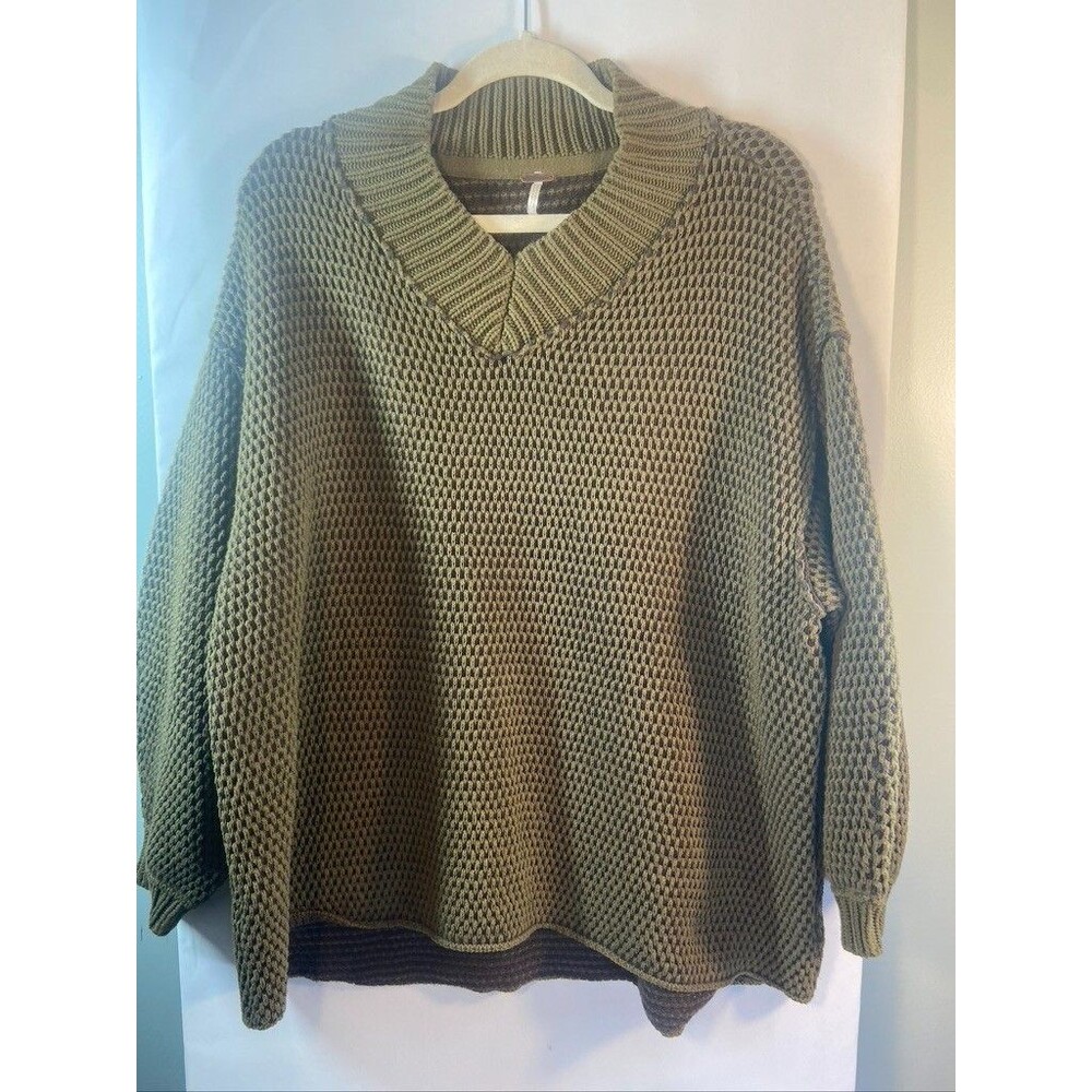 FREE PEOPLE WOMENS XSMALL OVERSIDE GREEN KNIT SWEATER V NECK